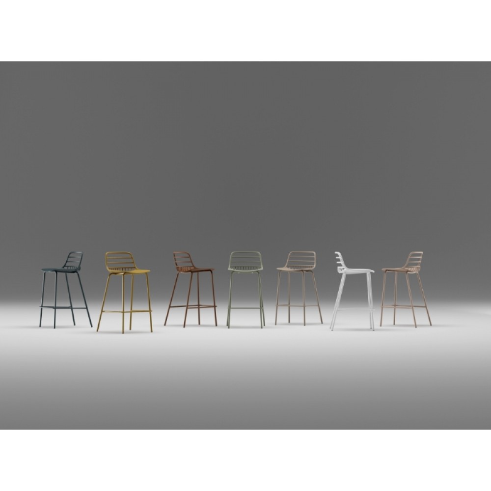 Πολυθρόνα Πολυπροπυλένιου Vivian CH536-BLC Μαύρο 44x40x88cm -005ΒΤ Πολυθρόνα Πολυπροπυλένιου Vivian CH536-BLC Μαύρο 44x40x88cm -005ΒΤ
