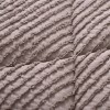 1 + 1 Δώρο Υπέρδιπλο Σετ Πάπλωμα 3τμχ Ruffles 220X240cm Μόκα (220X240cm) QLS-D-BR